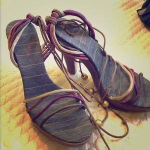 Fantastic heels for resort bohemian chic.